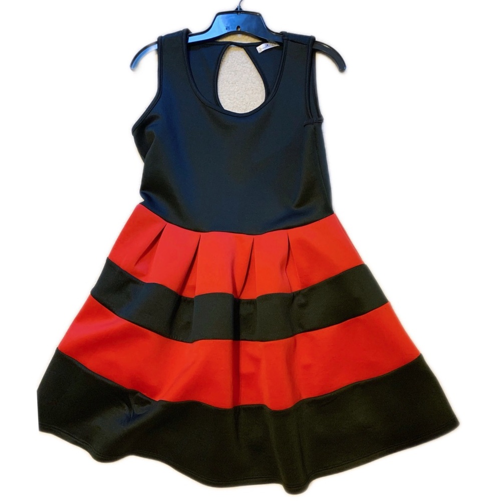 Chic Black & Red Striped Sleeveless Dress – Sapphire Dolls Junior 13 – NWOT